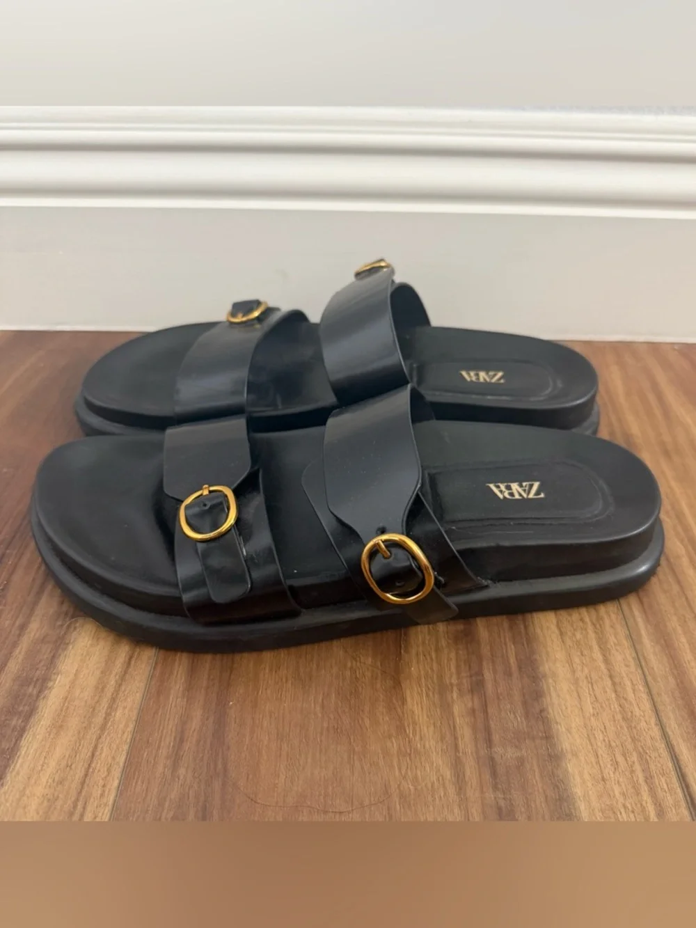 Zara Black Leather Double-Strap Buckle Sandals Size 37 US 6.5/7 - Worn Once - Picture 6 of 7